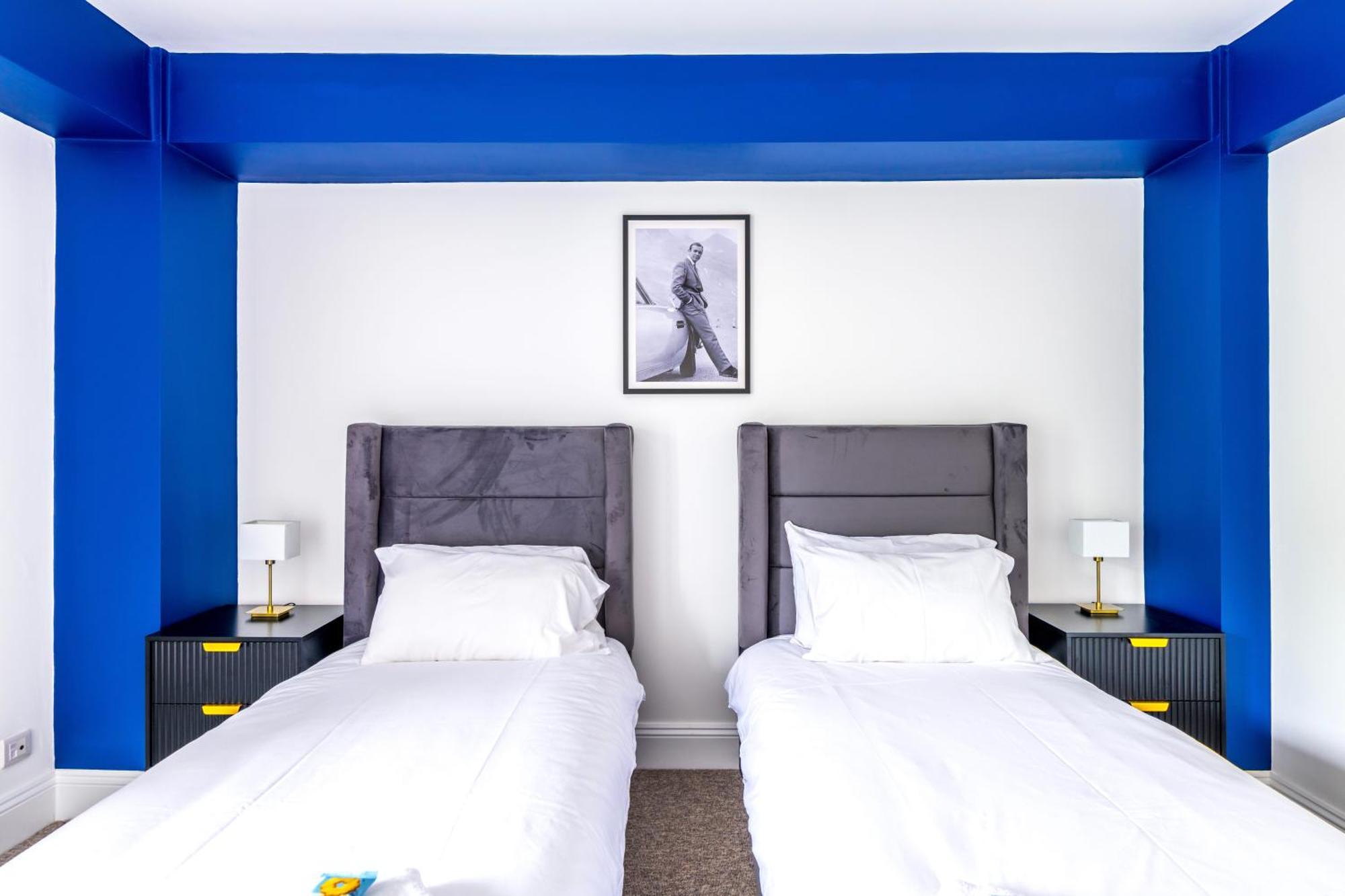 בריסטול Skyfall With Free Parking For Families & Business By Prescott Apartments מראה חיצוני תמונה