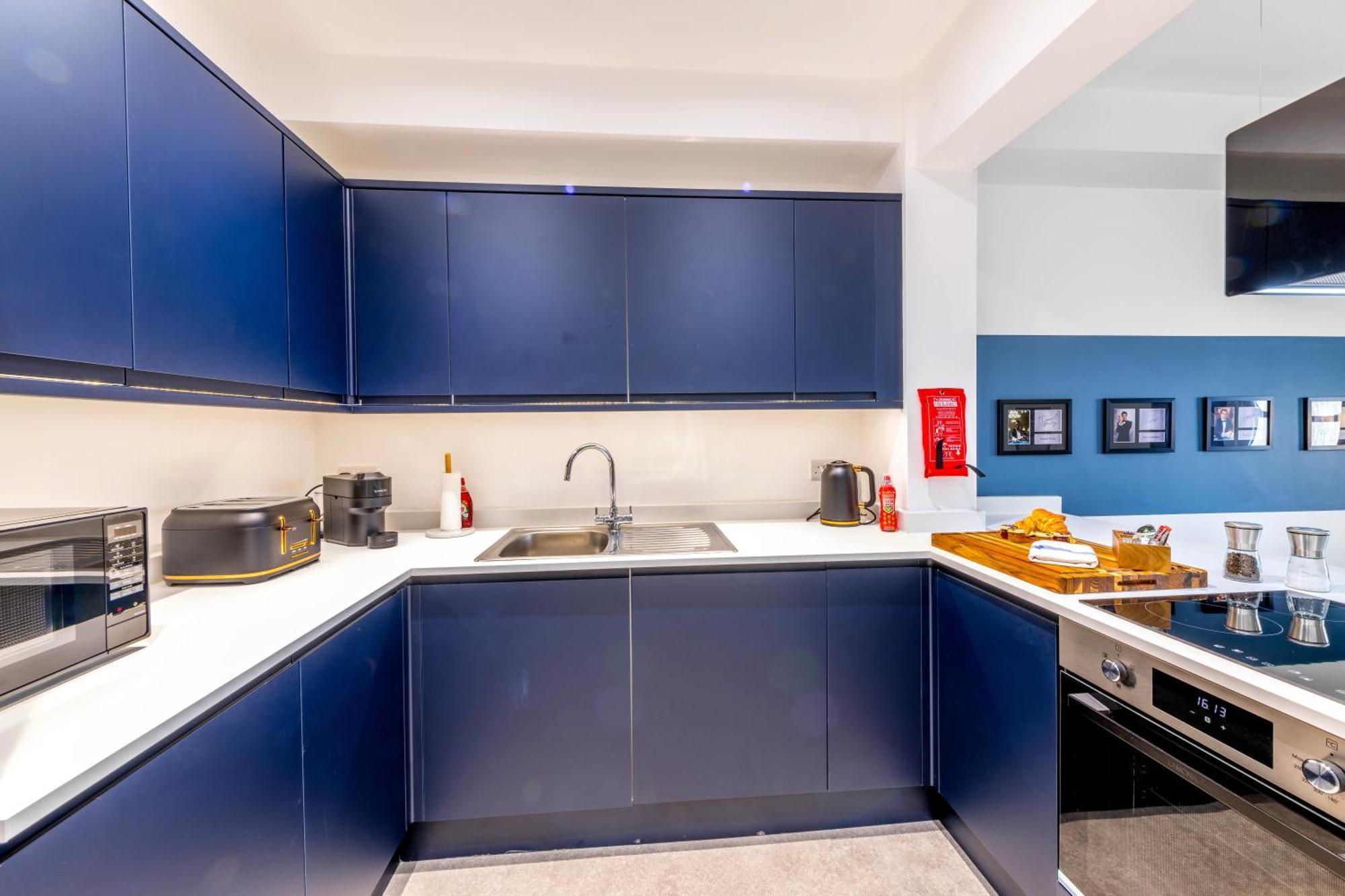 בריסטול Skyfall With Free Parking For Families & Business By Prescott Apartments מראה חיצוני תמונה