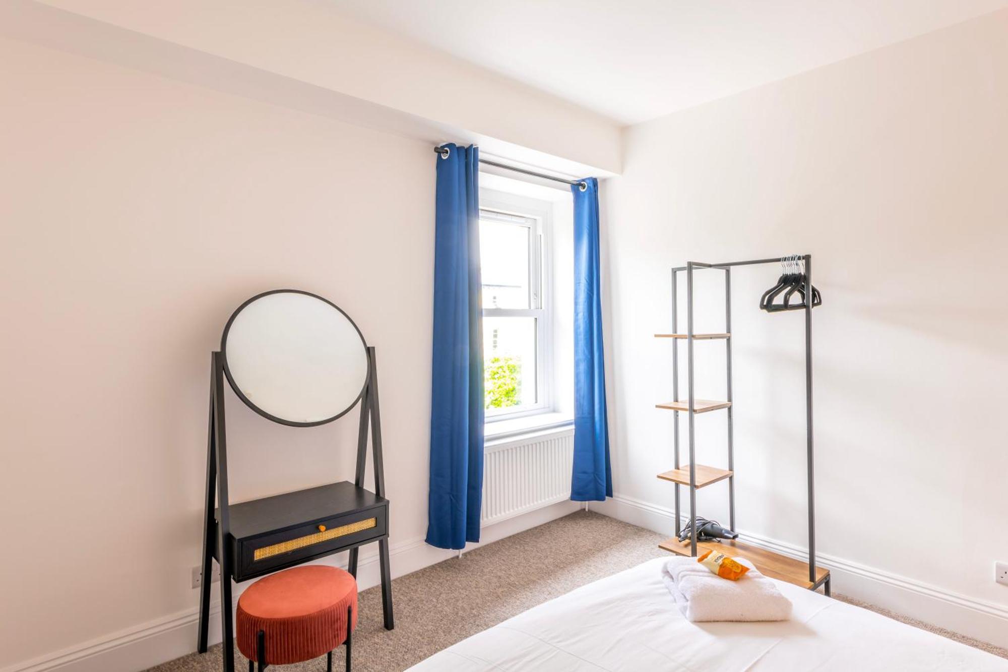 בריסטול Skyfall With Free Parking For Families & Business By Prescott Apartments מראה חיצוני תמונה